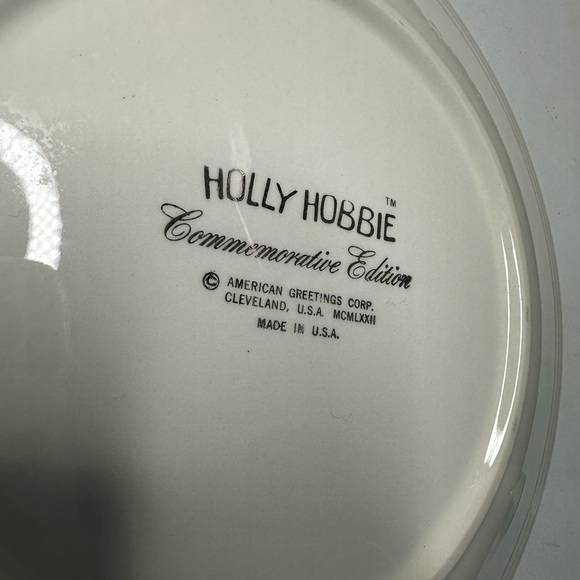 Hollie Hobbie Christmas 1972 Decorative Collectible Plate - Picture 3 of 3